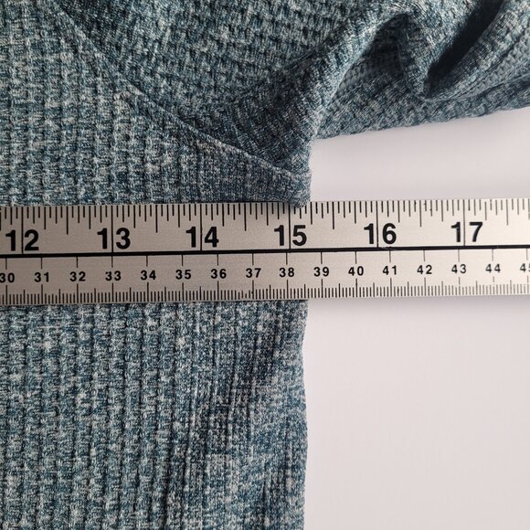 Lululemon Engineered Warmth Half Zip Submarine PulloverMe - Picture 6 of 14